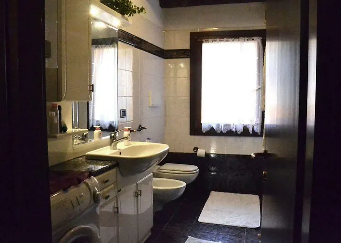 Relaxing Venetian Flat * Velence